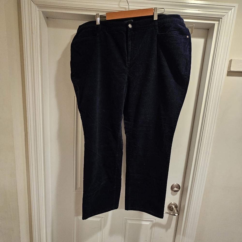 Talbots Simply Flattering 5 pockets Navy Corduroy Pants
